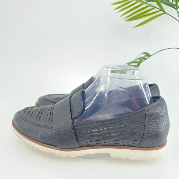 Earth Masio Loafers Slip On Shoes Women's Size 8.5 Black Laser cut Flats Comfy - Picture 6 of 15